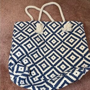 Summer & Rose Navy and Cream Bag